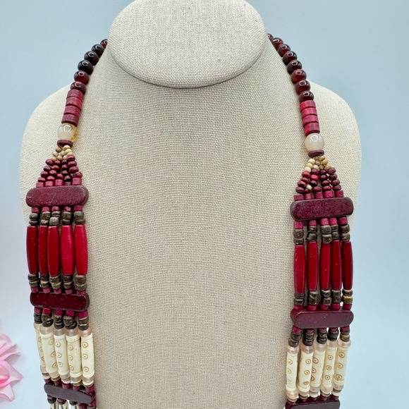 Chico’s Cherry-Colored Bib Necklace Beaded Tribal Boho Tropic Vaca Statement - Picture 5 of 14